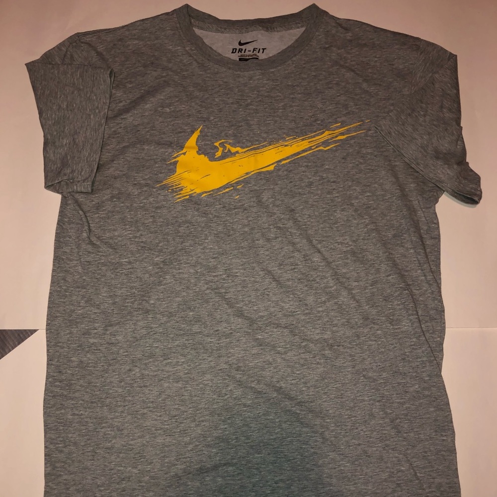 Nike dri-fit grey and yellow tee shirt